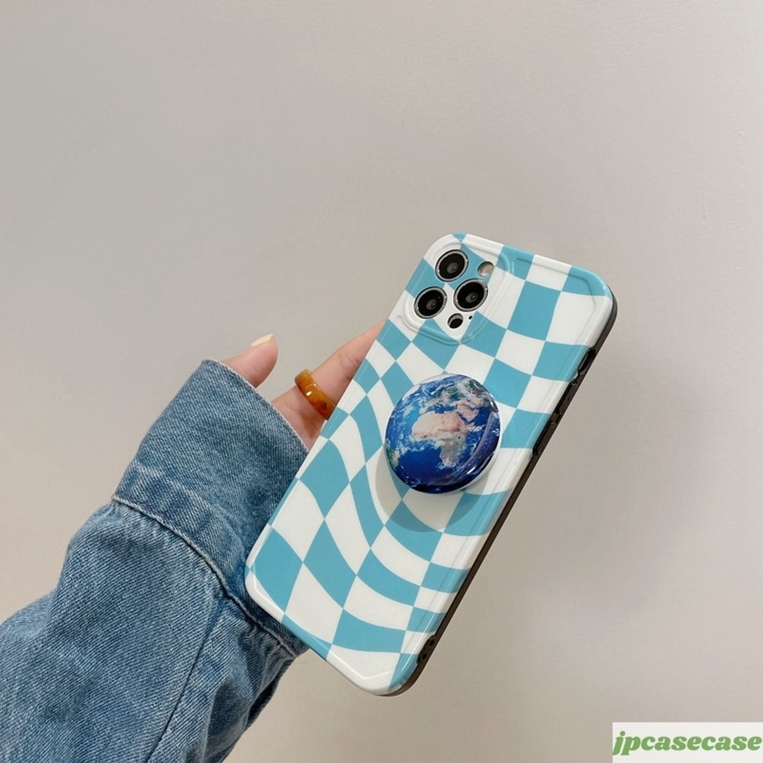 Iphoneケース チェック柄 地球図案スマホソケット付き 可愛い Iphone スマホケース Buyma