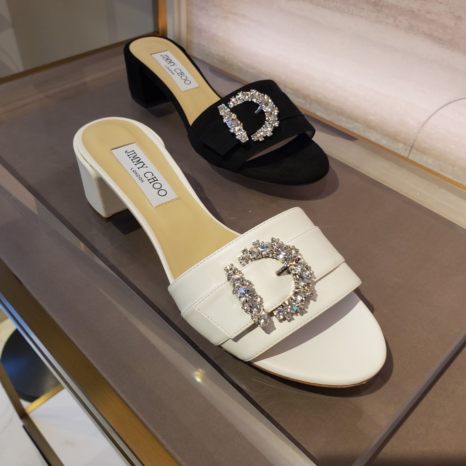 JIMMY CHOO☆Cheri Mule クリスタル ビジュー ミュール サンダル セールの定価 【新品未使用】JIMMY CHOOクリスタル ビジュー ミュール サンダル ミュール