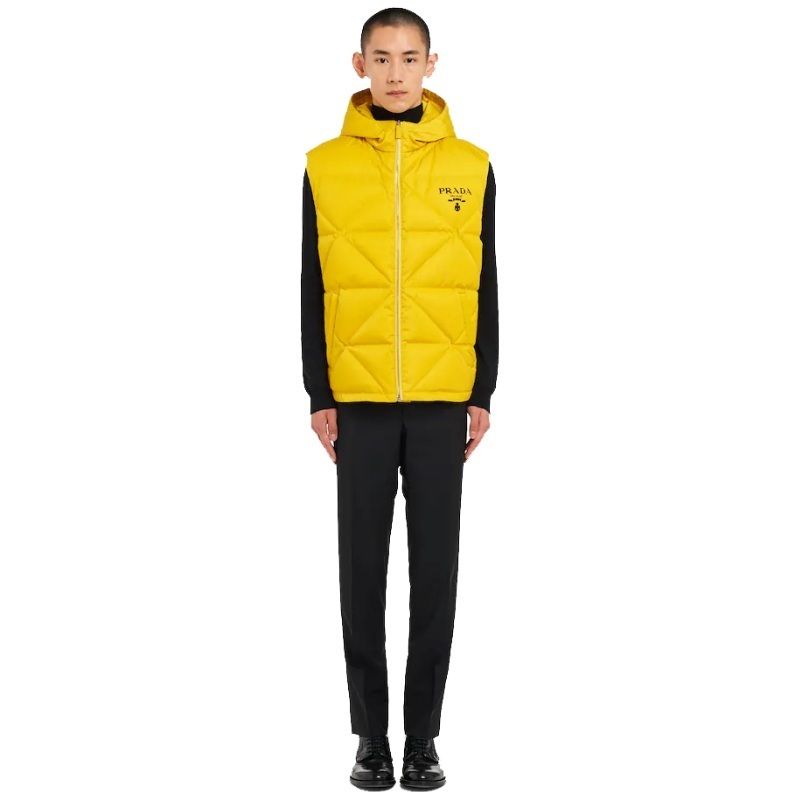サイズ展開豊富】 PRADA◇Re Nylon ダウンベスト ロゴ入り (PRADA ...