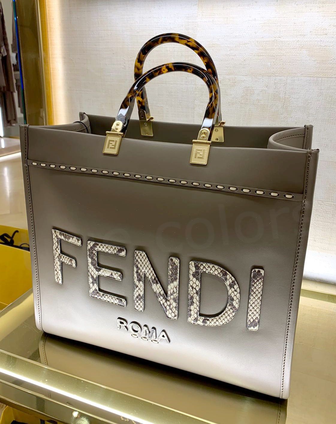 FENDI 21AW SUNSHINE パイソン柄ロゴ レザー ショッピングバッグ FENDI 21AW SUNSHINE パイソン柄ロゴ レザー ショッピングバッグ