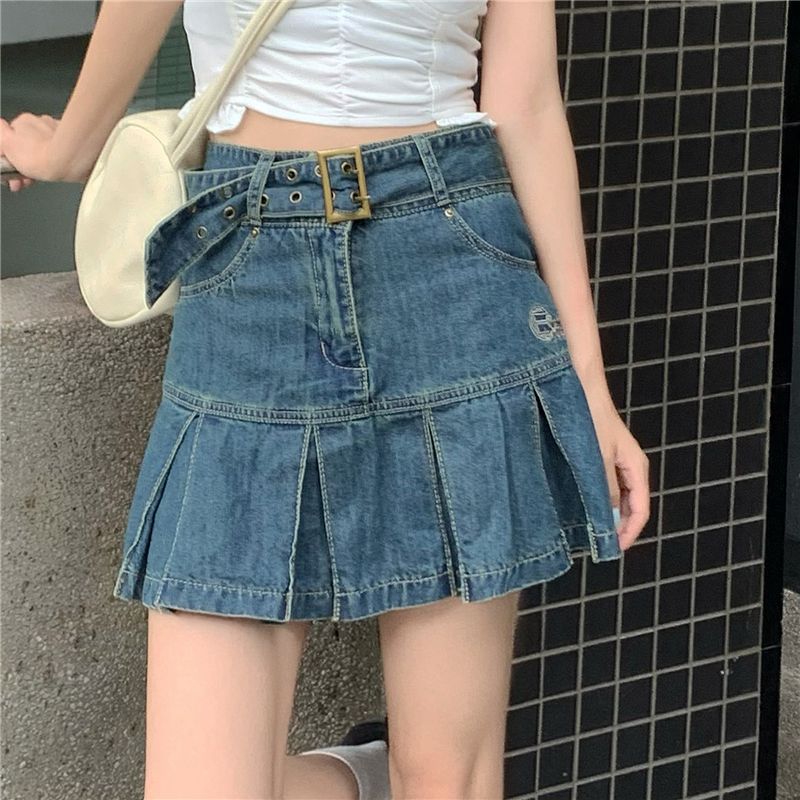 L【売れ筋】デニム・ミニスカート ミニスカート レディースL¥13,500 クリアランス純正品 ☆FENDISSIME☆フェンディ☆レザーミニスカート☆新品・未使用・タグ付き☆ ミニスカート