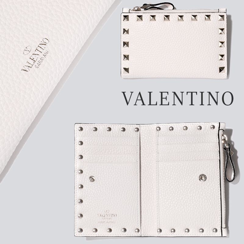 関税負担なし☆VALENTINO ロックスタッズ 付きカードホルダー 関税負担なし☆VALENTINO ロックスタッズ 付きカードホルダー