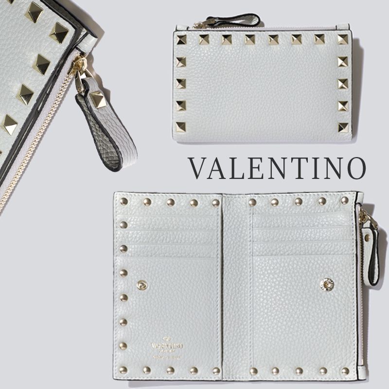 関税負担なし☆VALENTINO ロックスタッズ 付きカードホルダー 関税負担なし☆VALENTINO ロックスタッズ 付きカードホルダー