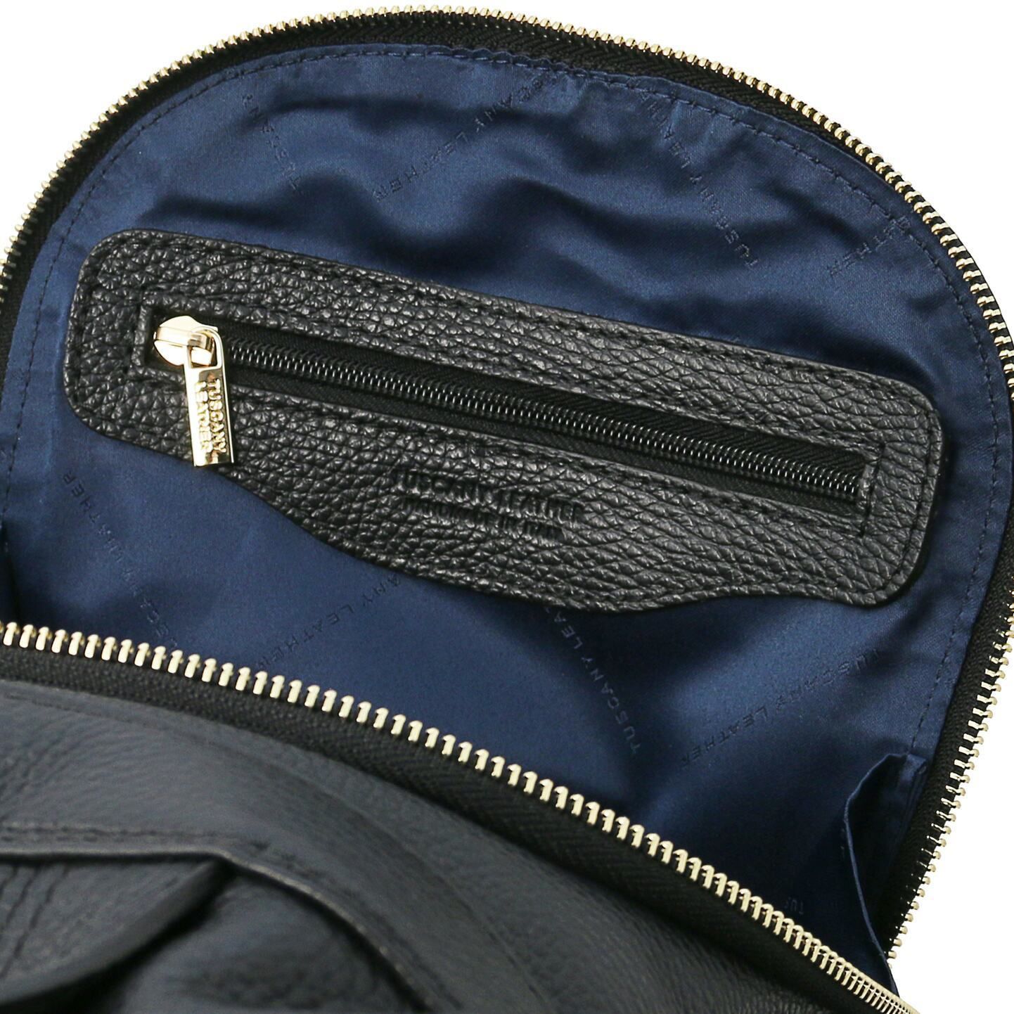 ショルダーバッグになるリュック☆イタリア製☆TUSCANY LEATHER