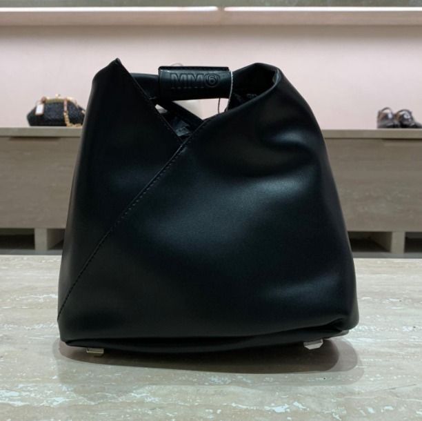 【PARFOIS】シマウマ柄♡ クロスボディバッグ PARFOIS】シマウマ柄♡ クロスボディバッグ
