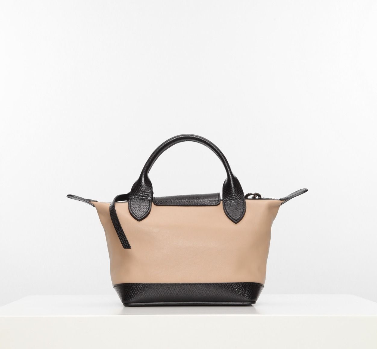 超希少☆》LONGCHAMP ☆ルプリアージュ キュイールXS 直営買付 超希少☆》LONGCHAMP ☆ルプリアージュ キュイールXS 直営買付