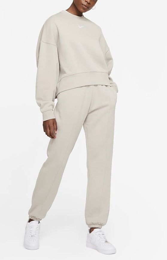 NIKE】オーバーサイズ スウェット&パンツ セットアップ☆ (Nike NIKE】オーバーサイズ スウェット&パンツ セットアップ☆ (Nike