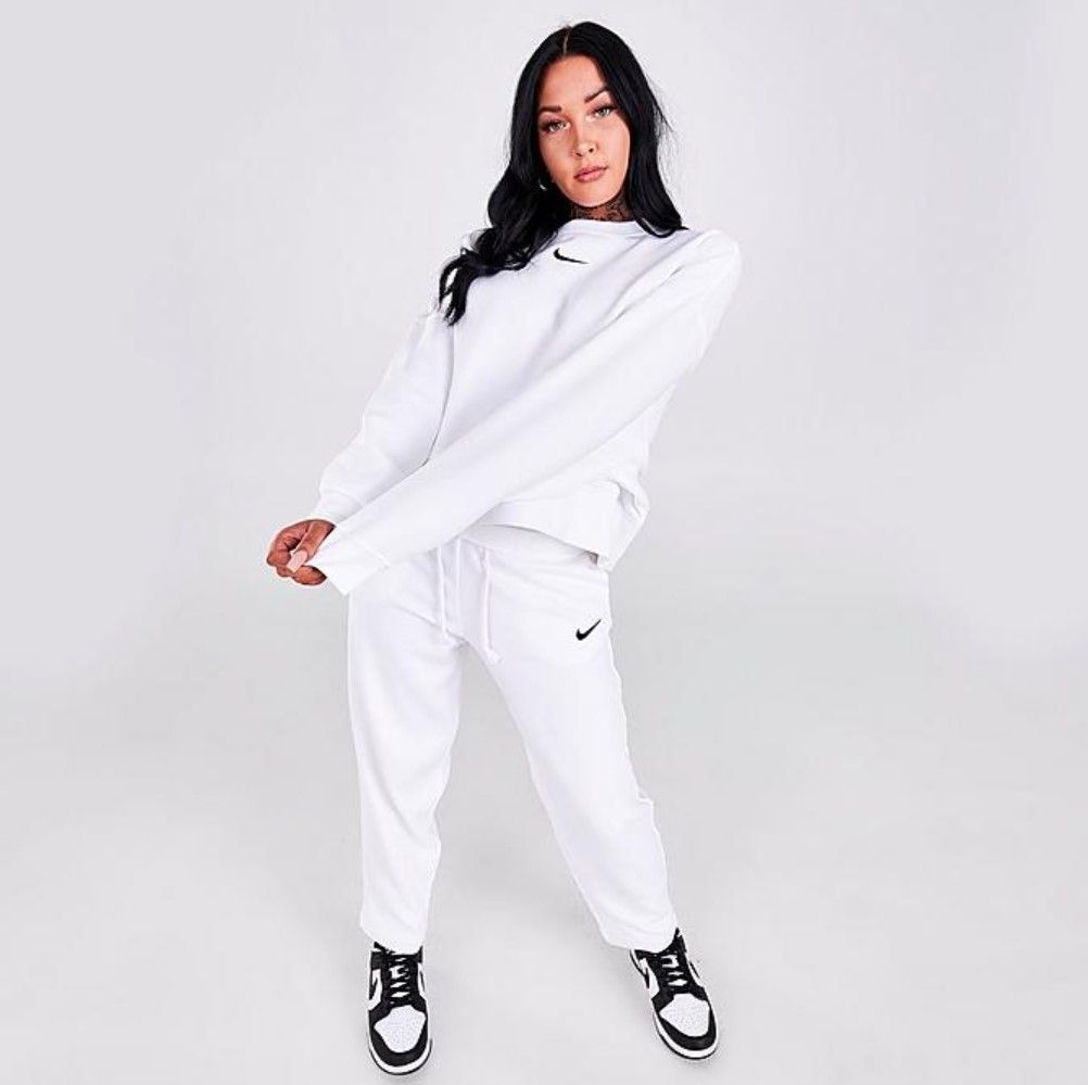 関税送料込】NIKE☆オーバーサイズ セットアップ ホワイト (Nike 関税送料込】NIKE☆オーバーサイズ セットアップ ホワイト (Nike