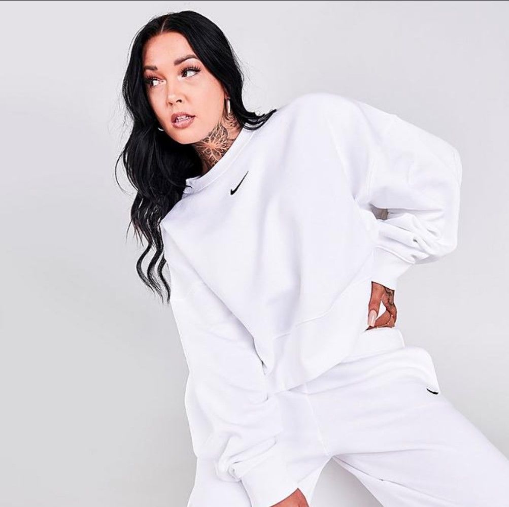 関税送料込】NIKE☆オーバーサイズ セットアップ ホワイト (Nike 関税送料込】NIKE☆オーバーサイズ セットアップ ホワイト (Nike