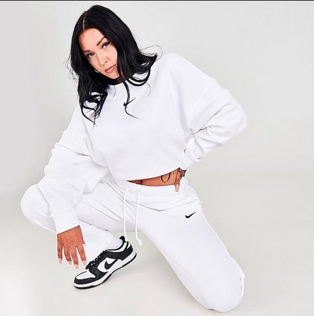 関税送料込】NIKE☆オーバーサイズ セットアップ ホワイト (Nike 関税送料込】NIKE☆オーバーサイズ セットアップ ホワイト (Nike