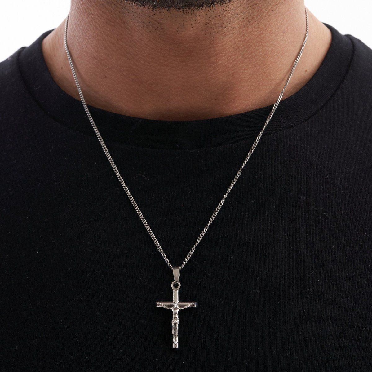 送料関税込【CRAFTD London】CROSS ネックレス (2色) ☆国内発送 送料税込【CRAFTD London】CRUCIFIX ネックレス (2色)☆国内発