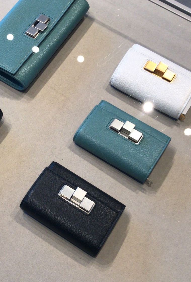 BOTTEGA VENETA ゴートレザー カーフレザー 三つ折り 財布 (BOTTEGA BOTTEGA VENETA ゴートレザー カーフレザー 三つ折り 財布 (BOTTEGA