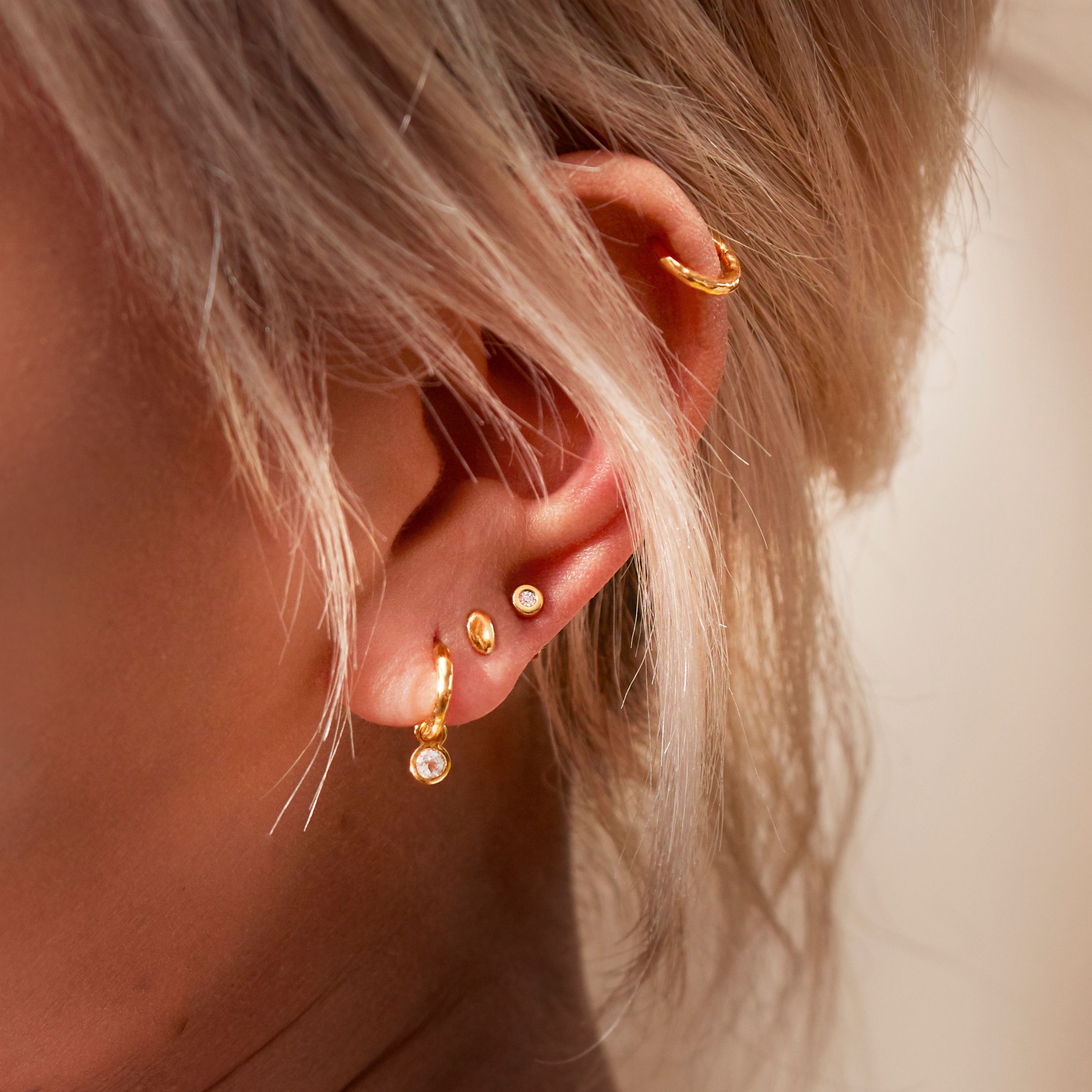 Monica Vinader】◇Linear◇ ダイヤモンド スタッド ピアス (Monica Monica Vinader】◇Linear◇ ダイヤモンド スタッド ピアス (Monica
