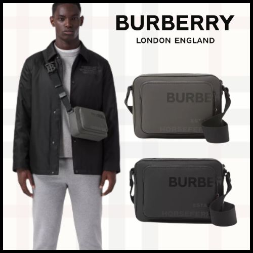 ワンピなど最旬ア! Burberryホースフェリープリントクロスボディバッグ - ショルダーバッグ