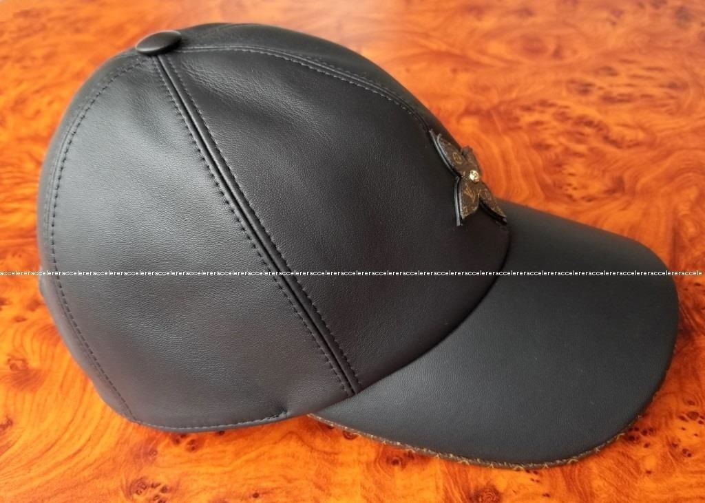 LOUIS VUITTON - ルイヴィトン LOUIS VUITTON キャップ LV