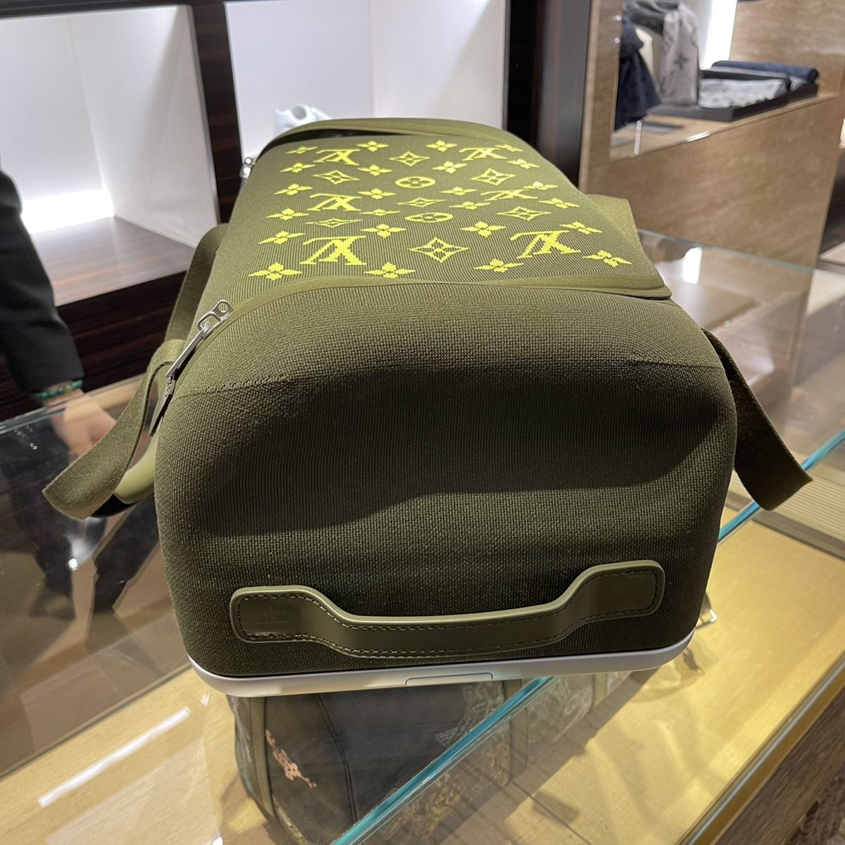 人気】☆Louis Vuitton☆ ホライゾン・ソフト 2R55 (Louis Vuitton 人気】☆Louis Vuitton☆ ホライゾン・ソフト 2R55 (Louis Vuitton