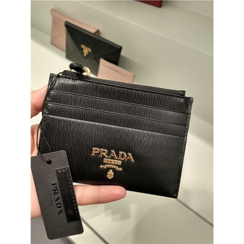 正規品 プラダ PRADA カードケース ブラック 最大97%オフ! 手頃な価格 PRADAカードケース 限定 正規品 名刺入れ/定期入れ