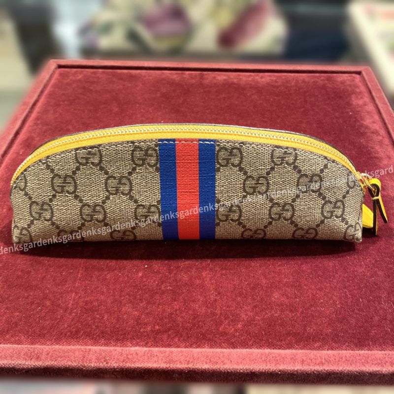 西側諸国」 GUCCI Disneyコラボ ペンケース