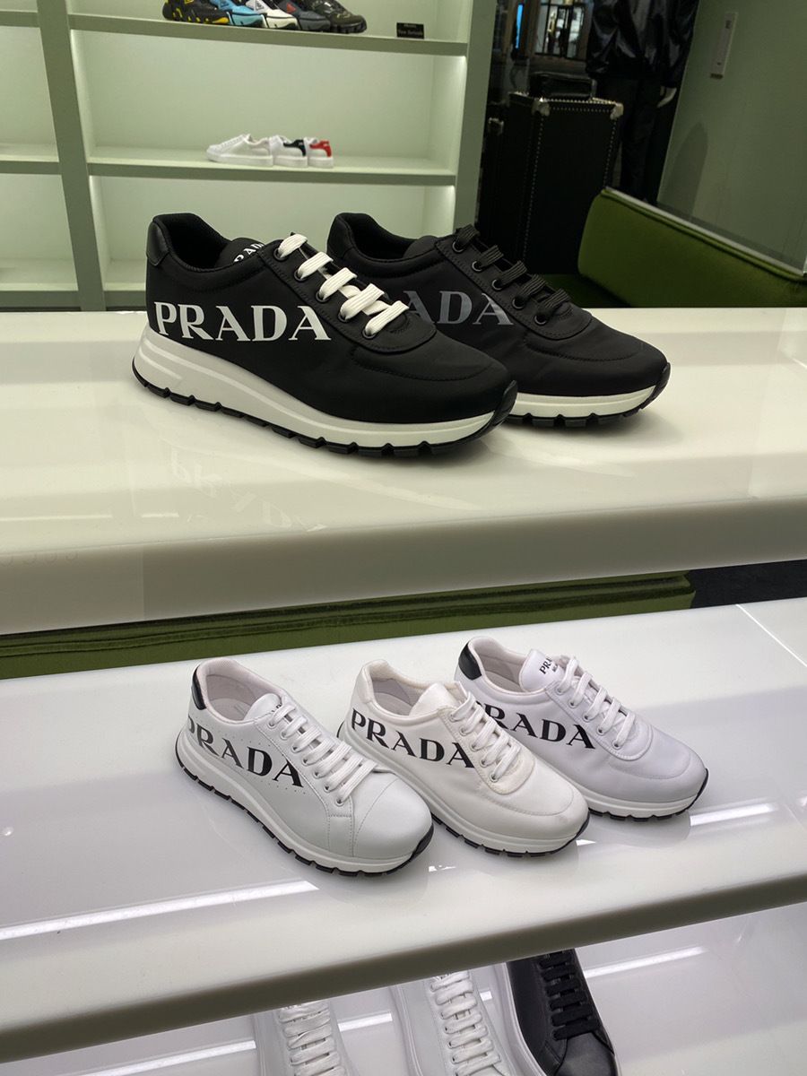 すぐ届く!【PRADA】 ロゴ レースアップ ナイロン スニーカー (PRADA すぐ届く!【PRADA】 ロゴ レースアップ ナイロン スニーカー (PRADA