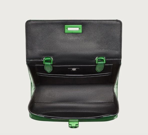 Ferragamo フェラガモ トリフォリオ ハンドバッグ(S) ☆2Way Ferragamo フェラガモ トリフォリオ ハンドバッグ(S) ☆2Way