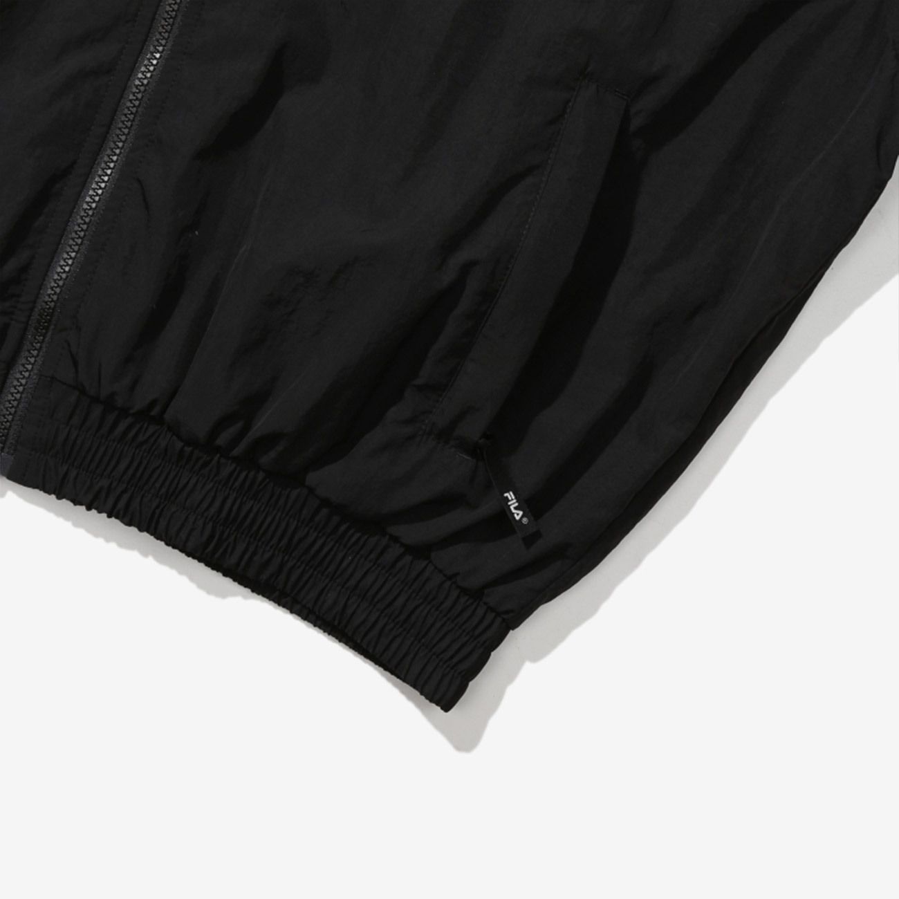 FILA】BTS V(テテ)着用☆Loose fit Nylon Jacket☆ジャケット (FILA FILA】BTS V(テテ)着用☆Loose fit Nylon Jacket☆ジャケット (FILA