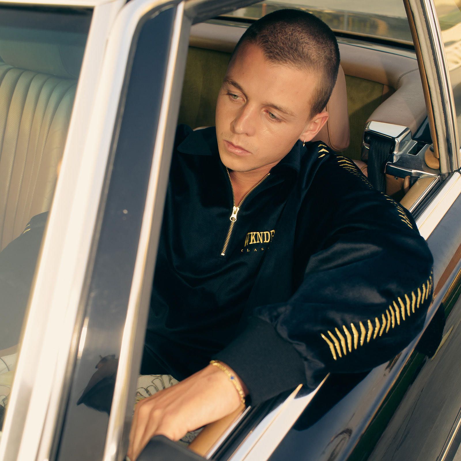 WKNDRS】SIDE STITCH HALF ZIP (WKNDRS/スウェット・トレーナー WKNDRS】SIDE STITCH HALF ZIP (WKNDRS/スウェット・トレーナー