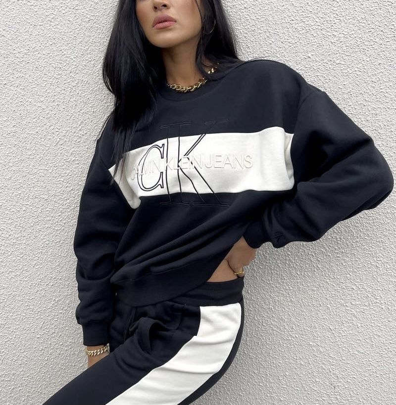 Calvin Klein】カルバンクライン New! トレーナー 追跡付 (Calvin Calvin Klein】カルバンクライン New! トレーナー 追跡付 (Calvin