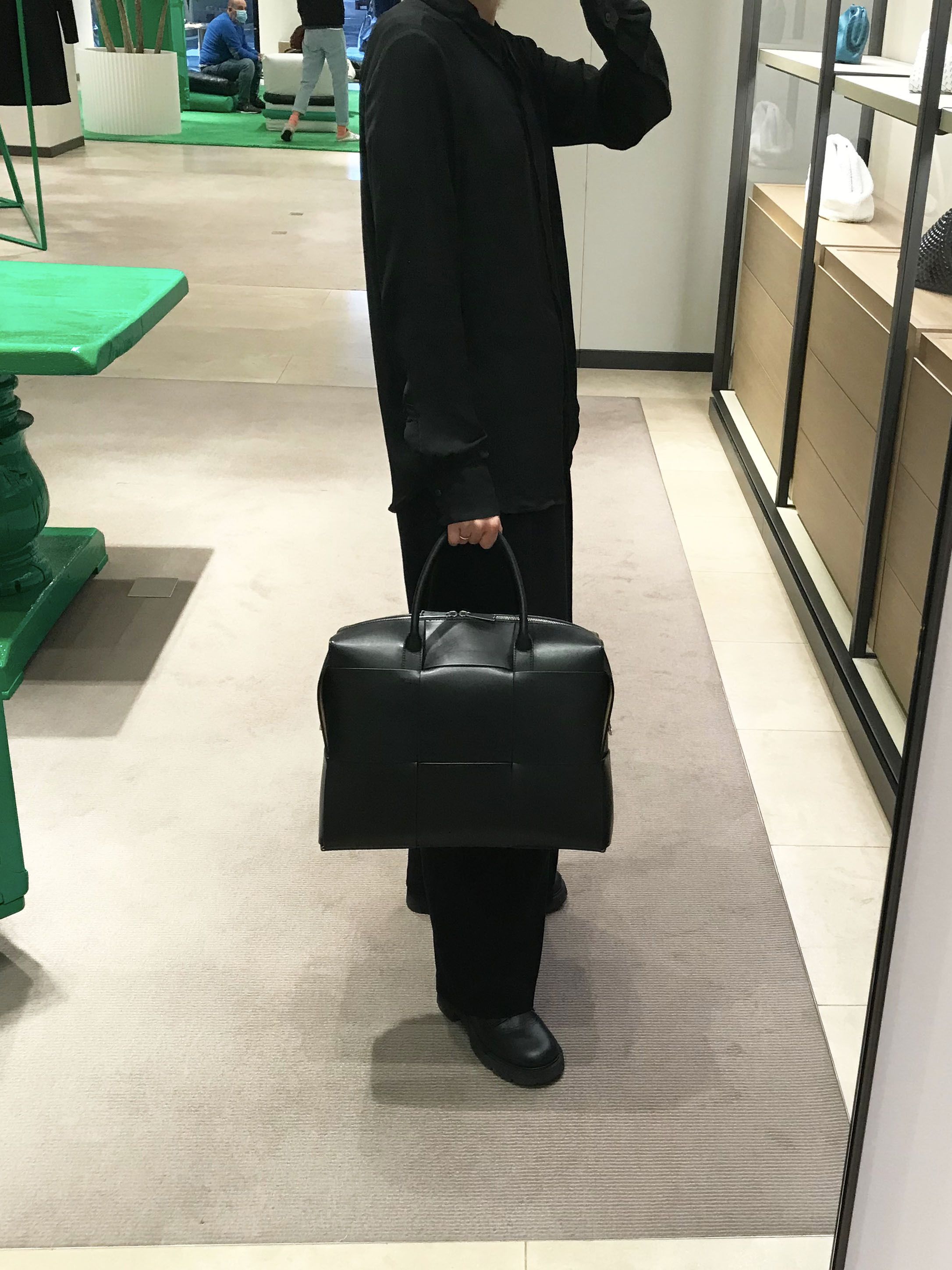 最終値下げ ボッテガヴェネタ イントレチャート かばん 旅行 ボストンバッグ バッグ