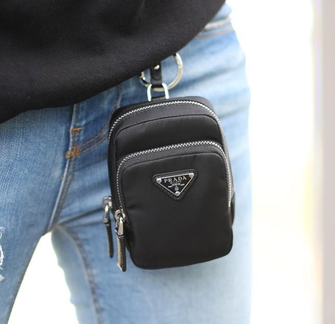 PRADA☆21FW ロゴポイント バックパック キーリング BLACK (PRADA PRADA☆21FW ロゴポイント バックパック キーリング BLACK (PRADA