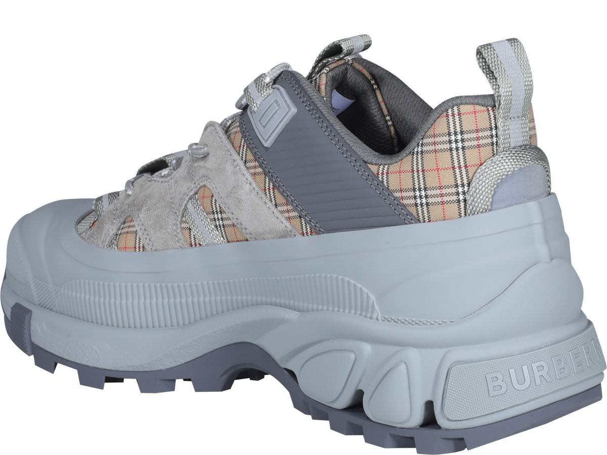 バーバリー チェックプリントARTHURスニーカー グレー (Burberry バーバリー チェックプリントARTHURスニーカー グレー (Burberry