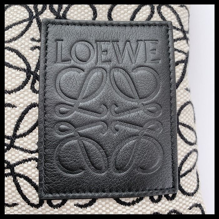 匿名配送◎】LOEWE アナグラム ジャカード ポーチ (LOEWE/ポーチ 匿名配送◎】LOEWE アナグラム ジャカード ポーチ (LOEWE/ポーチ