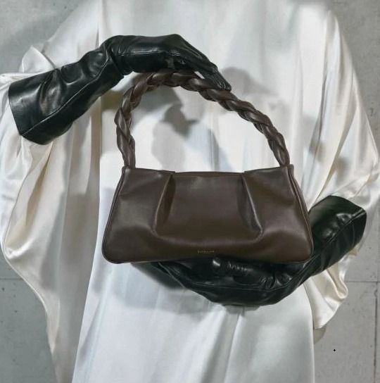 ☆メーガン妃愛用☆DEMELLIER☆ GENOVA ハンドバッグ (DEMELLIER ...