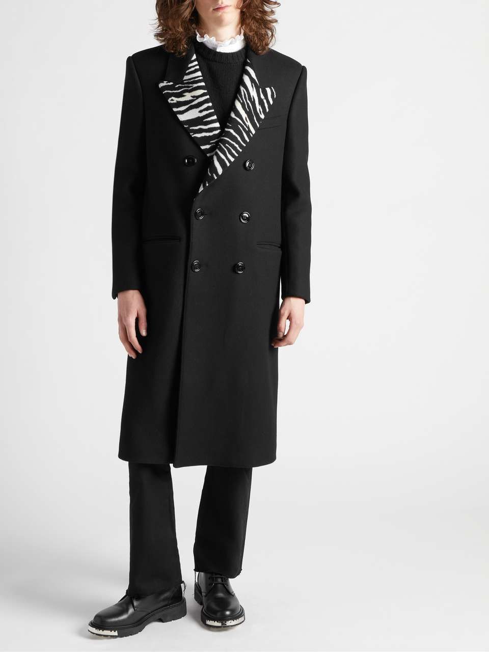 開梱 設置 無料 セリーヌスニーカーバッグシャツトレーナー チェスターコート黒 Celine チェスターコート 2mc 38no チェスターコート アウター ジャケット 241 673 Www Cepeige Org