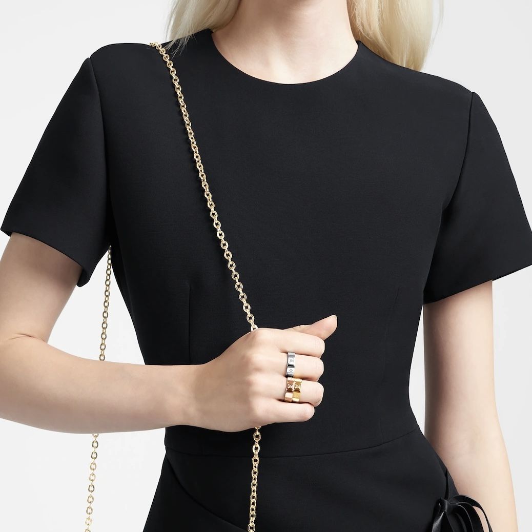 Louis Vuitton】リング・ナノグラム ロゴ 指輪 大人気商品 (Louis Louis Vuitton】リング・ナノグラム ロゴ 指輪 大人気商品 (Louis