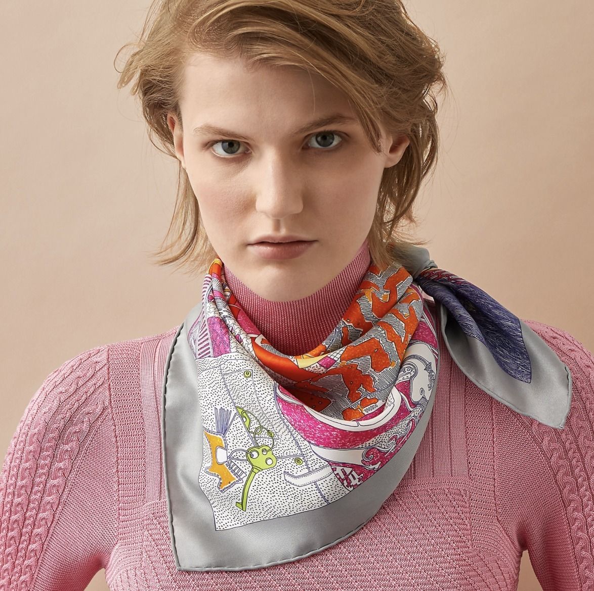 HERMES☆カレ70《エルメスのランデヴー》スカーフ ギフトに (HERMES