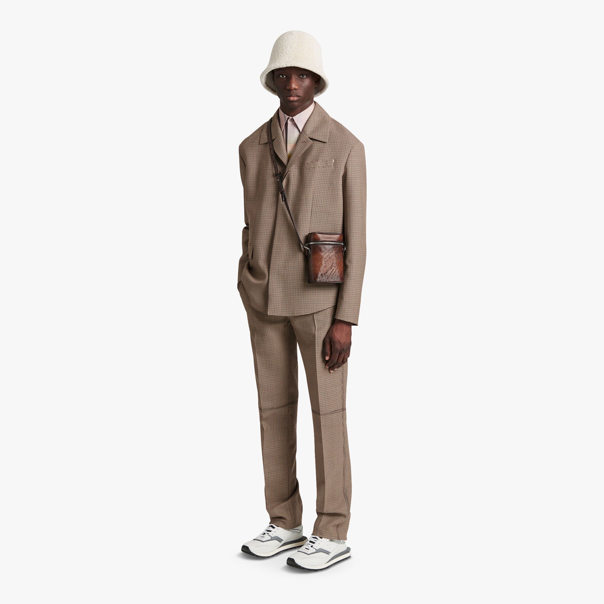 新☆Berluti☆フリー スクリットスワイプ レザー メッセンジャー ...