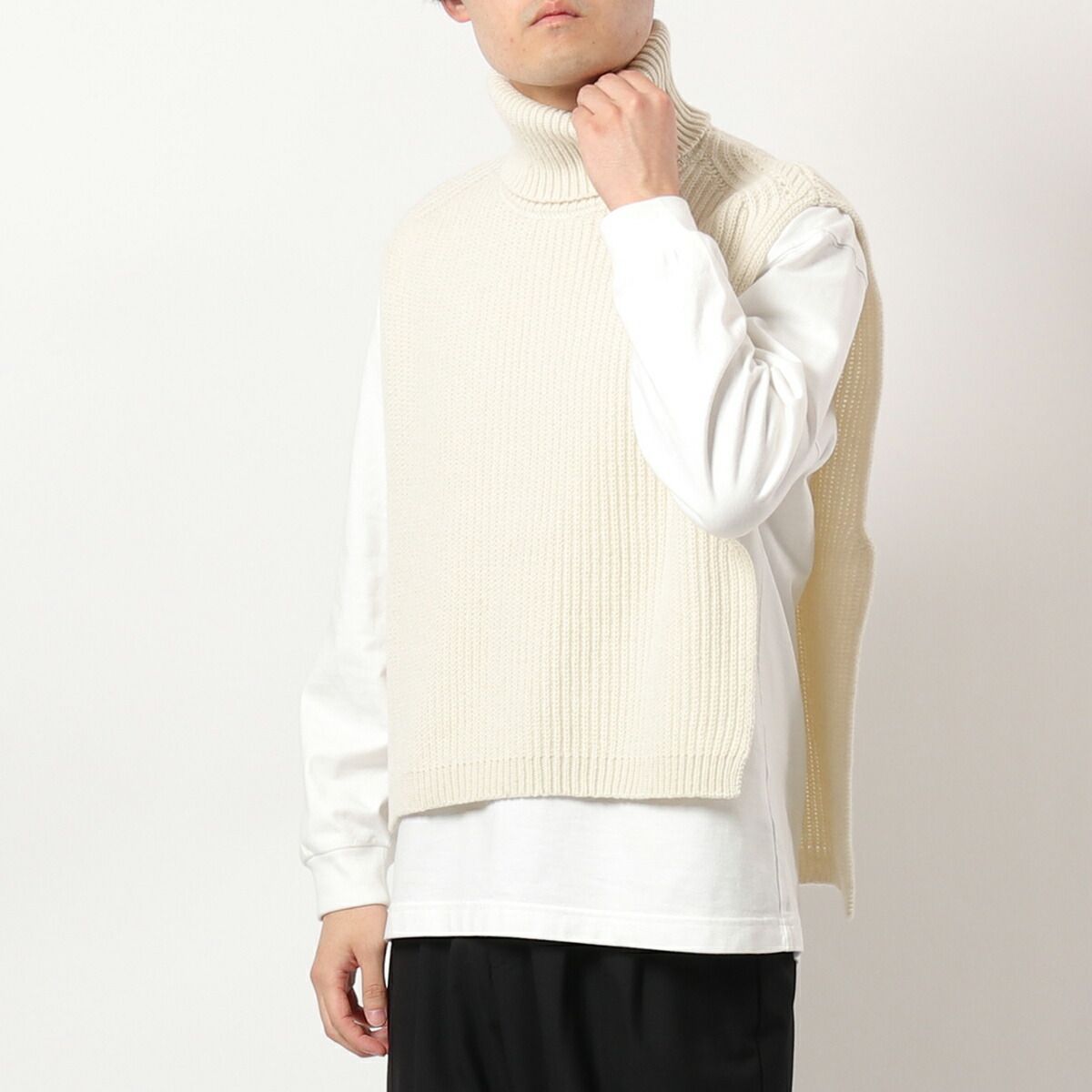 DRIES VAN NOTEN ベスト 22208 3703 TILBURG 3703M.K.COLLAR DRIES VAN NOTEN ベスト 22208 3703 TILBURG 3703M.K.COLLAR