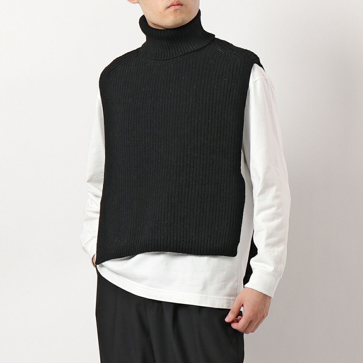 DRIES VAN NOTEN ベスト 22208 3703 TILBURG 3703M.K.COLLAR DRIES VAN NOTEN ベスト 22208 3703 TILBURG 3703M.K.COLLAR