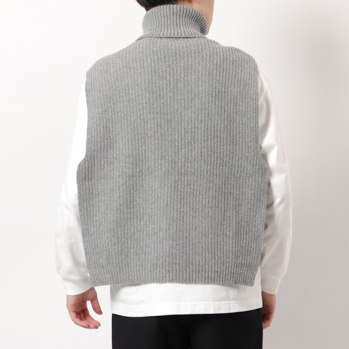 DRIES VAN NOTEN ベスト 22208 3703 TILBURG 3703M.K.COLLAR DRIES VAN NOTEN ベスト 22208 3703 TILBURG 3703M.K.COLLAR