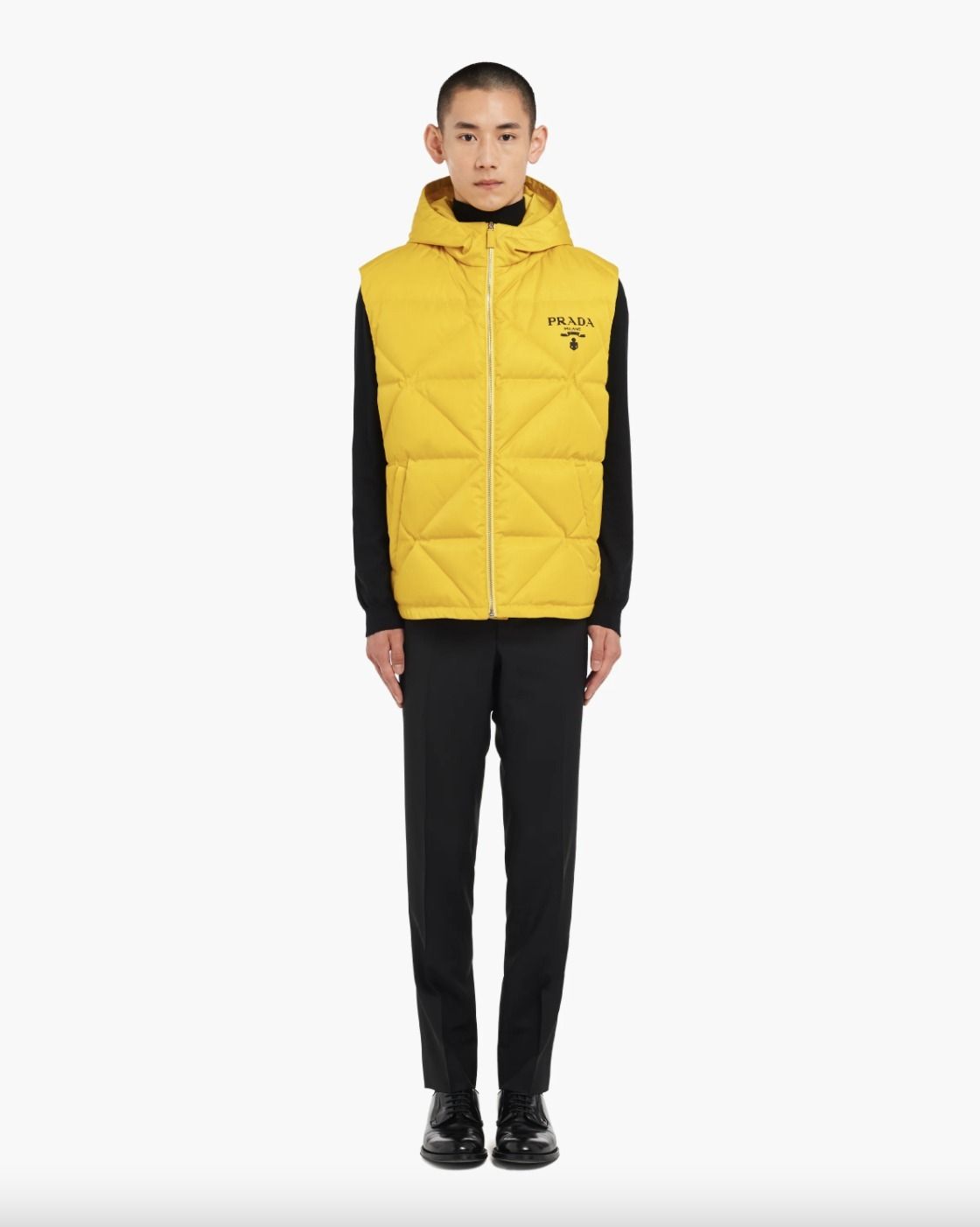 PRADA Re-Nylon ロゴ キルティング ダウンベスト 直営店買付