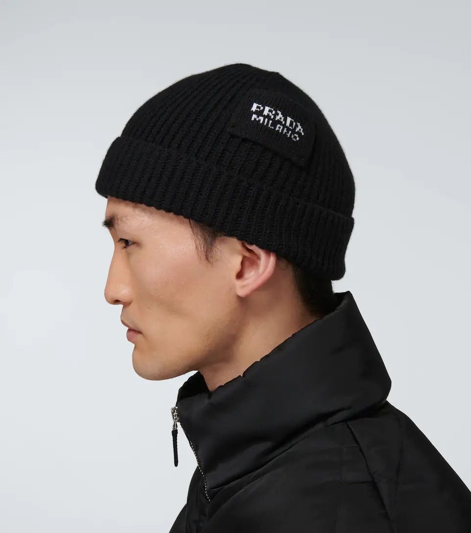 大人気】PRADA ウールとカシミアをブレンドしたビーニー ロゴ (PRADA 大人気】PRADA ウールとカシミアをブレンドしたビーニー ロゴ (PRADA
