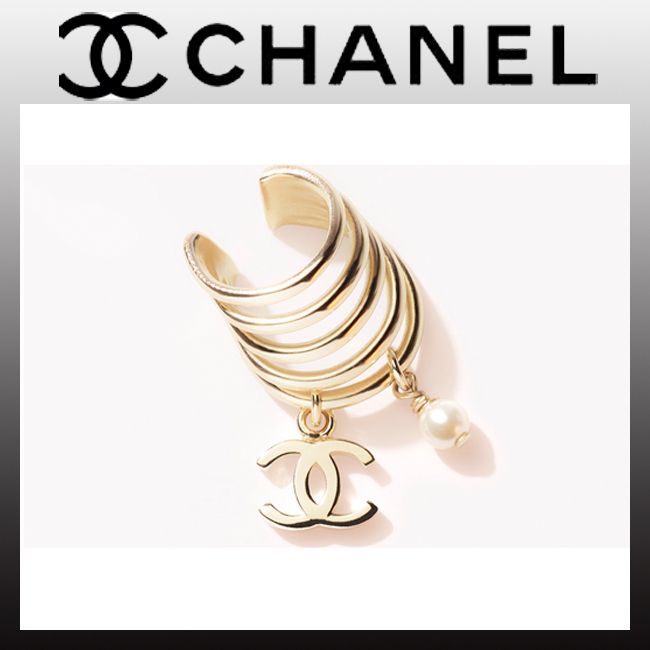 最新作売れ筋が満載 イヤーカフ CHANEL - イヤリング - alrc.asia