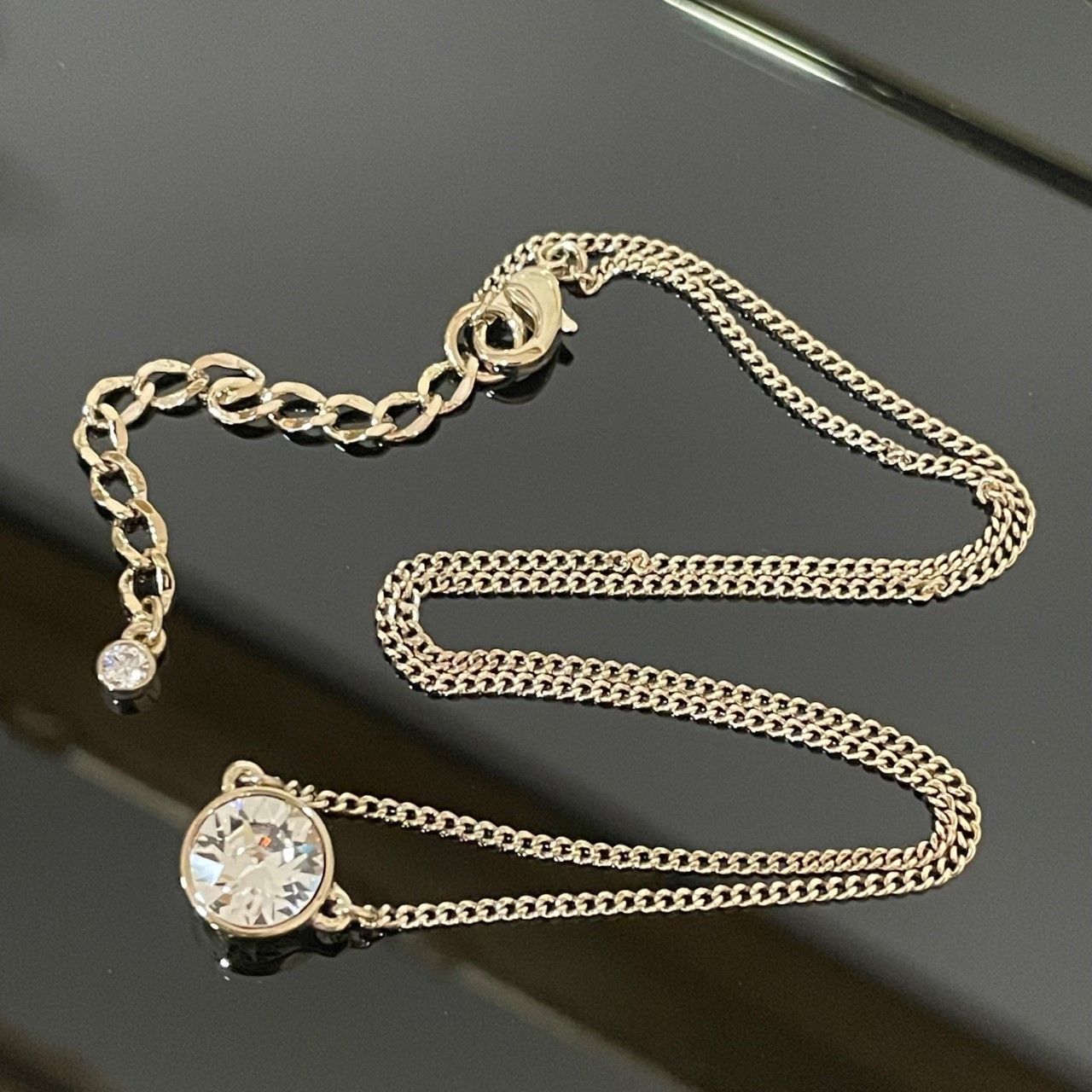 全3色 GIVENCHY スワロフスキー ネックレス 関税☆送料込