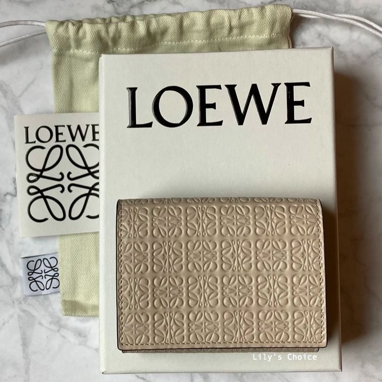 LOEWE】新作!リピート トライフォールド ウォレット (LOEWE ...