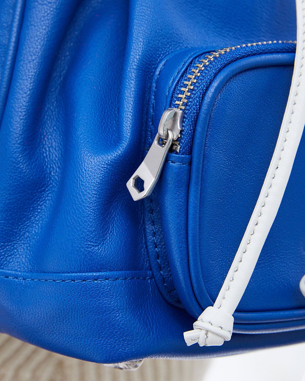 ☆ADERERROR☆Leather Peanut bag☆日本未入荷☆2WAY バッグ ☆ADERERROR☆Leather Peanut bag☆日本未入荷☆2WAY バッグ
