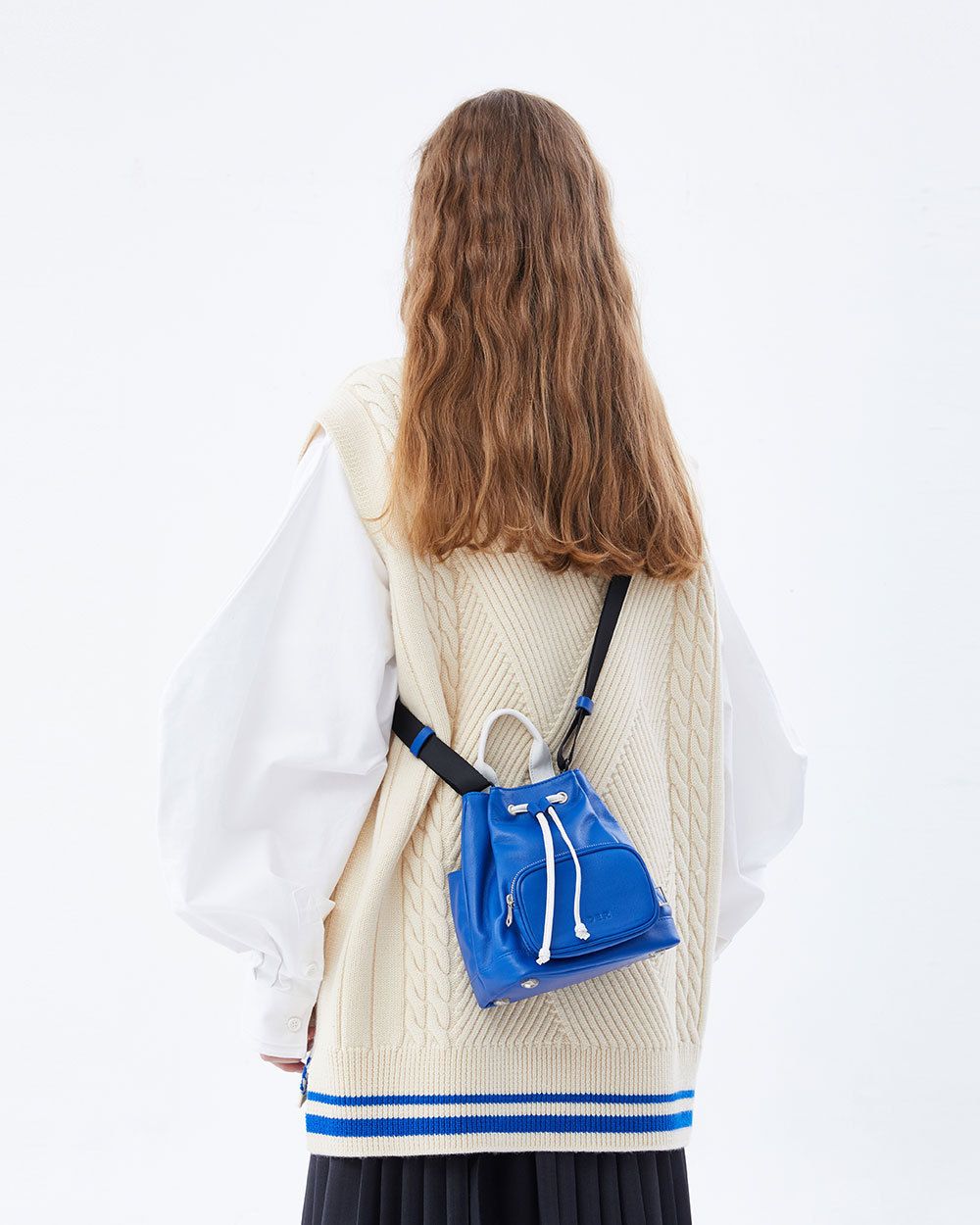 ☆ADERERROR☆Leather Peanut bag☆日本未入荷☆2WAY バッグ ☆ADERERROR☆Leather Peanut bag☆日本未入荷☆2WAY バッグ