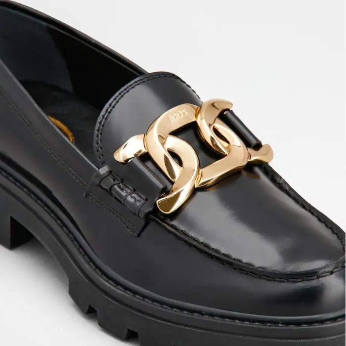 TOD'S トッズ レザー ローファー ロゴ入りメタルチェーン (TOD'S TOD'S トッズ レザー ローファー ロゴ入りメタルチェーン (TOD'S