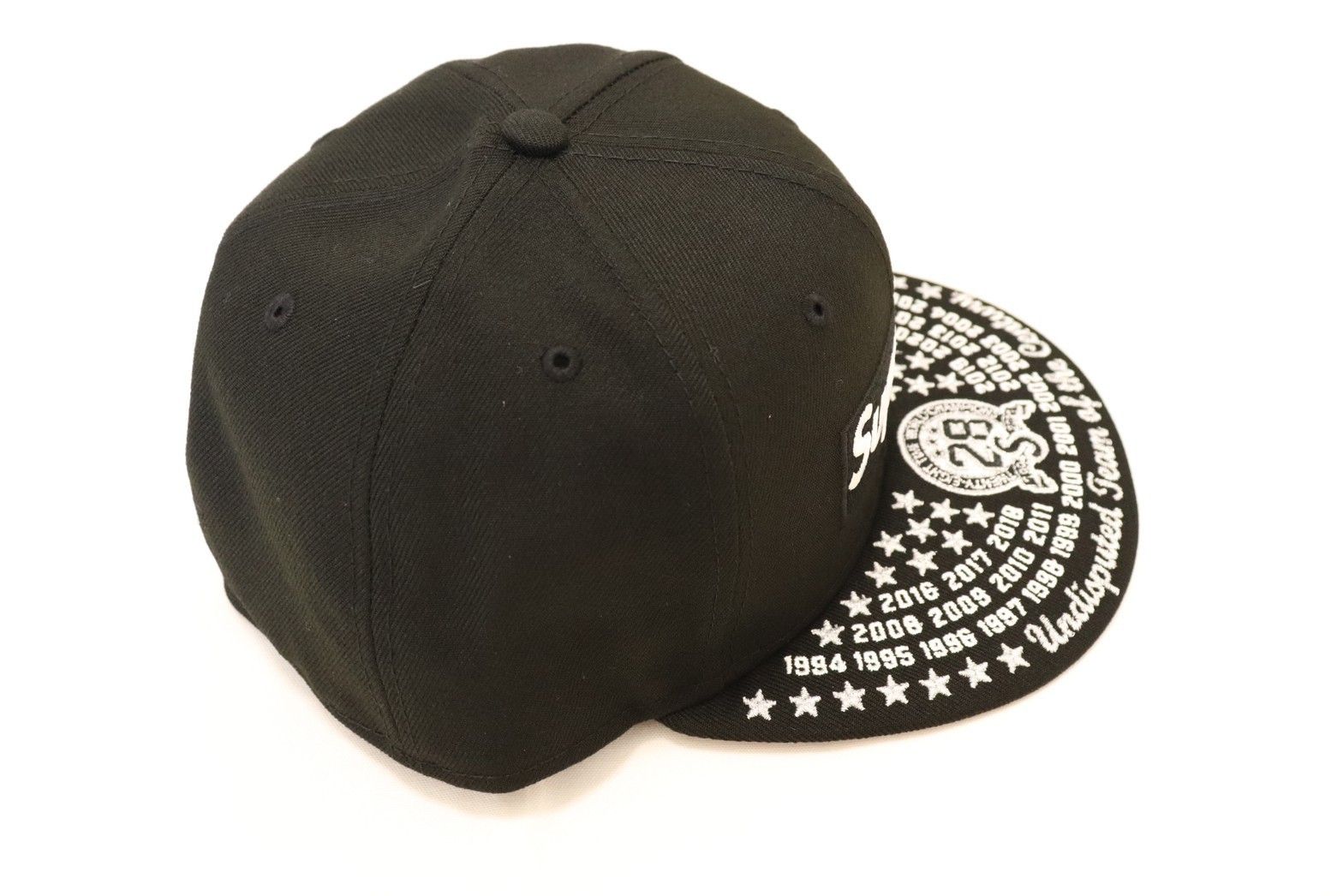 ☆21AW WEEK12☆Supreme Undisputed Box Logo New Era (Supreme