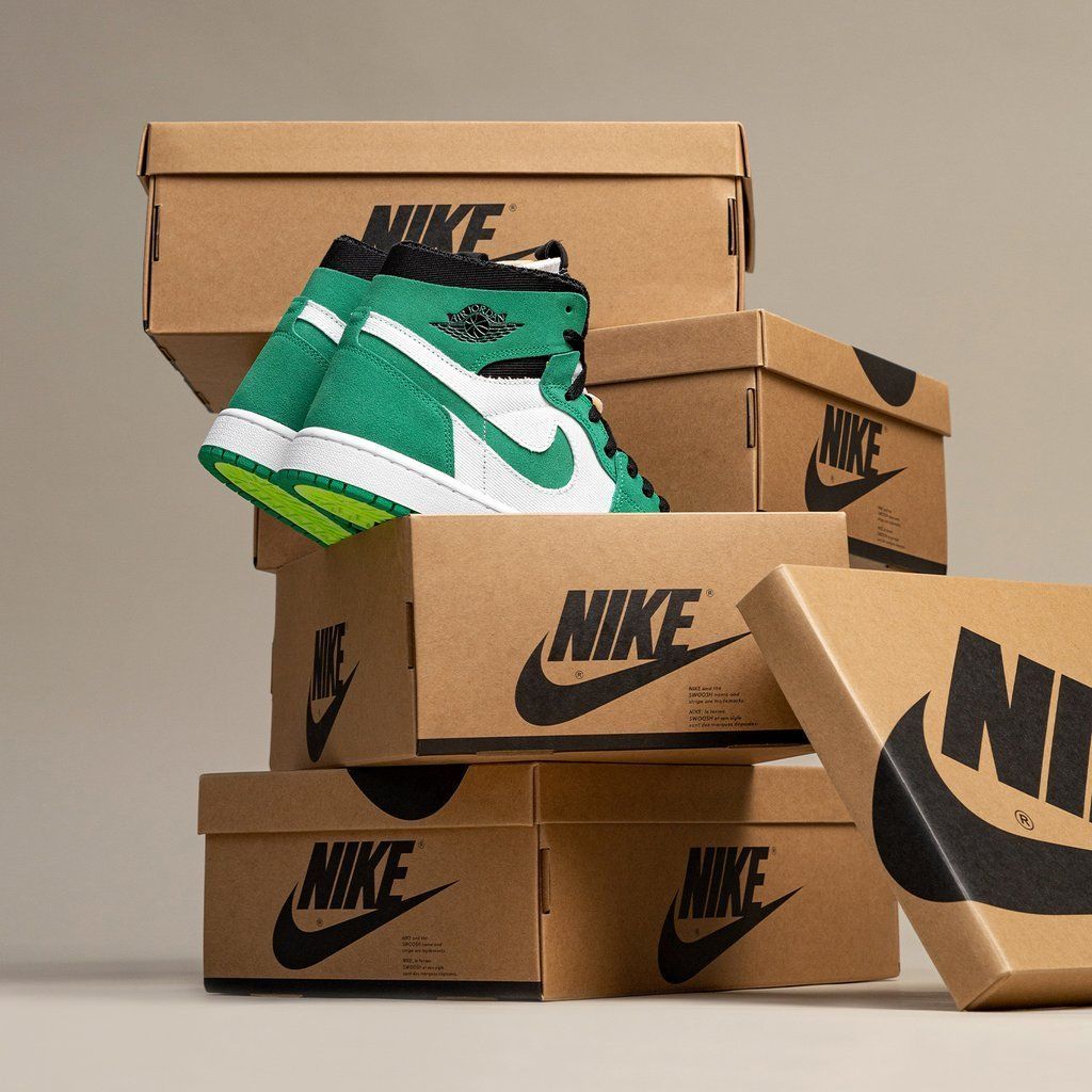 ◆関税/送料込◆NIKE AIR JODAN 1 ZOOM CMFT◆正規品◆大人気◆ 入手困難!! Jordan 1 High Zoom Air CMFT 25 Years In China