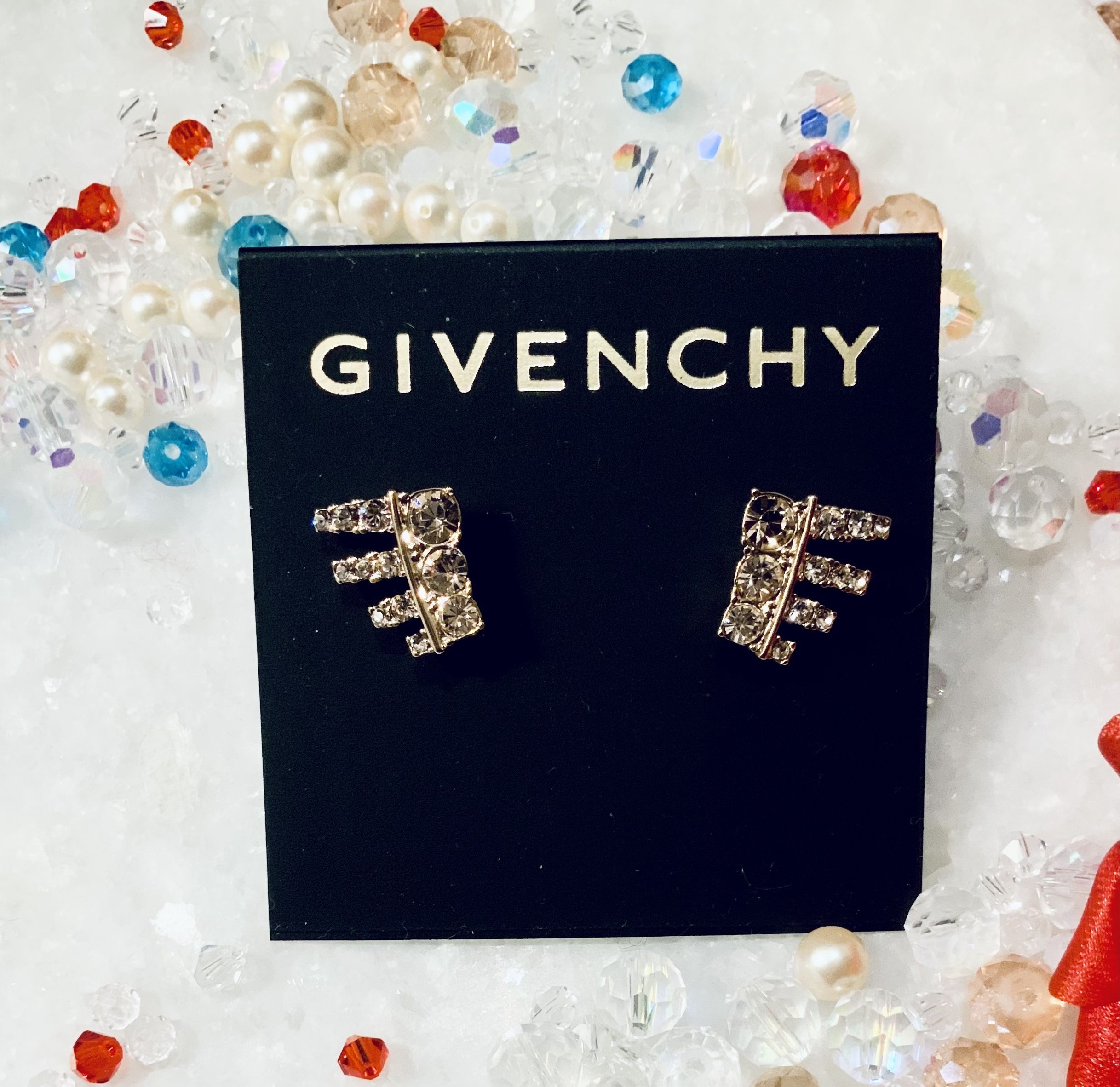 特価！GIVENCHY ユニセックス クリスタルスタッズ ボタン ピアス 口コミ・レビュー｜GIVENCHY クリスタル スタッズ ピアス 7/8mm